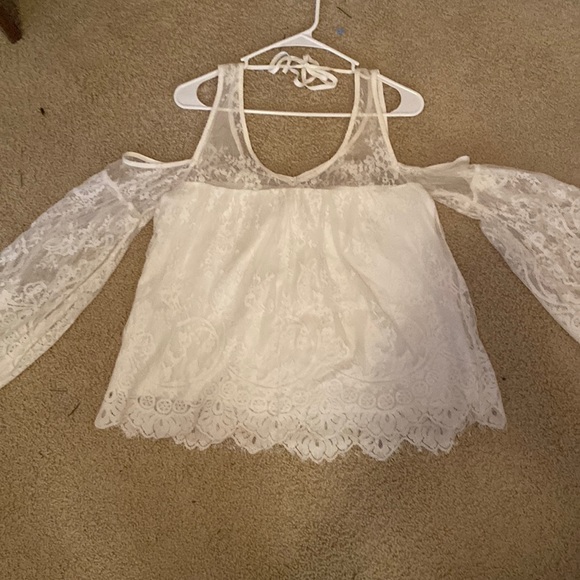 Abercrombie white lace top - Picture 1 of 4